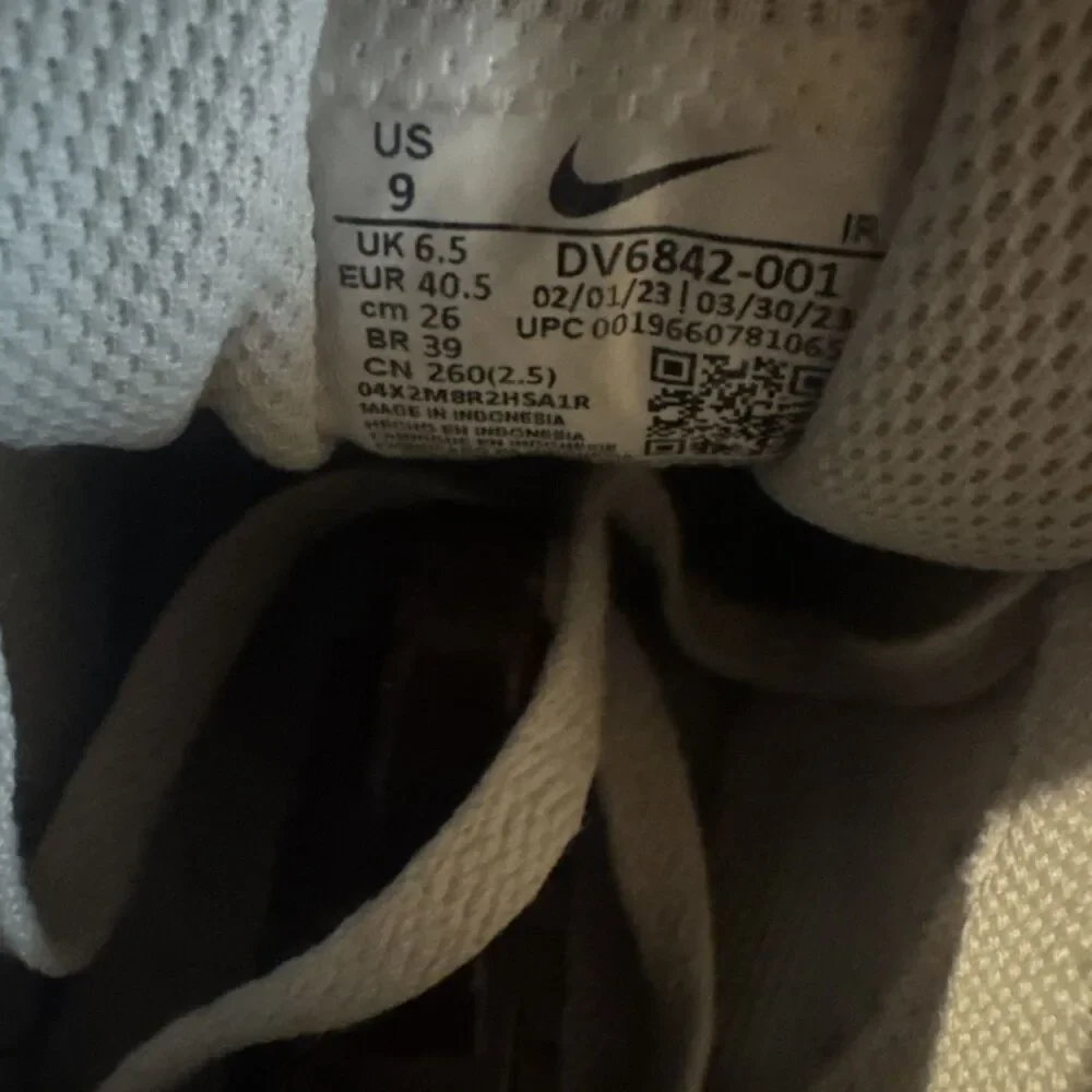 Nike Womens Air Max SC SE Shoes White Black Running Sneakers DV6842-001 Size 9 - Picture 7 of 8